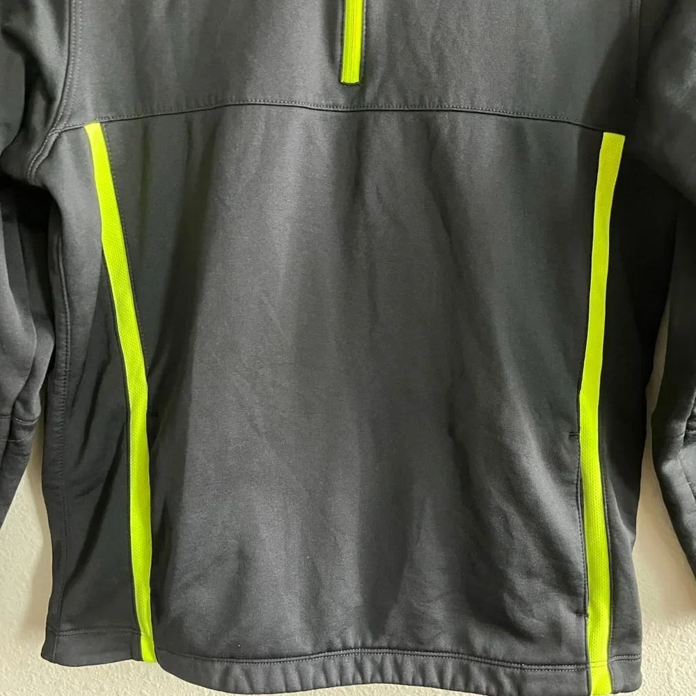 Nike boys therma